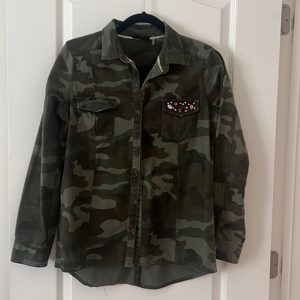 Camo Top jewel detail